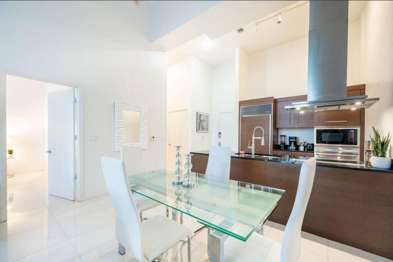 Beautiful One Bedroom Condo 16Ft Ceilings At The W Μαϊάμι Εξωτερικό φωτογραφία
