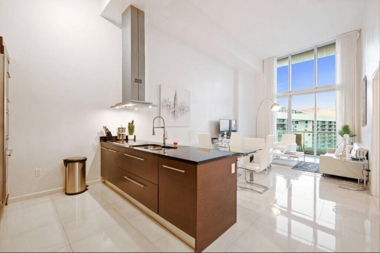Beautiful One Bedroom Condo 16Ft Ceilings At The W Μαϊάμι Εξωτερικό φωτογραφία