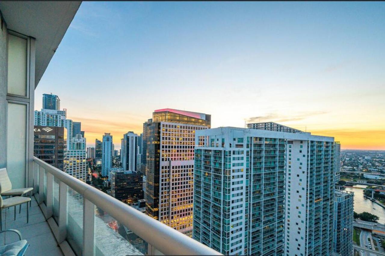 Beautiful One Bedroom Condo 16Ft Ceilings At The W Μαϊάμι Εξωτερικό φωτογραφία